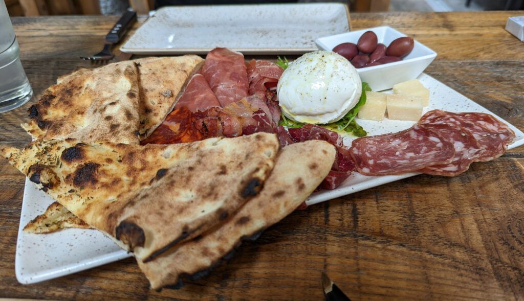 Vorspeise-Teller aus dem 60 seconds to Napoli Restaurant Leipzig