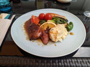 Entenbrust mit Gemüse im MITO Restaurant Leipzig