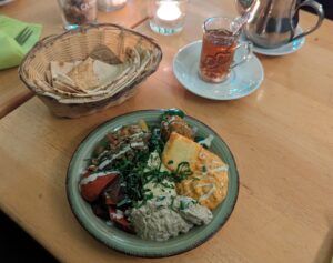 Mix-Teller aus Maza im Shady Leipzig