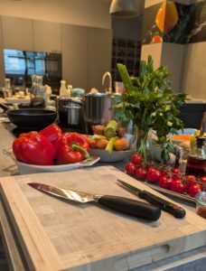 Vorbereitete Zutaten beim veganen Kochkurs